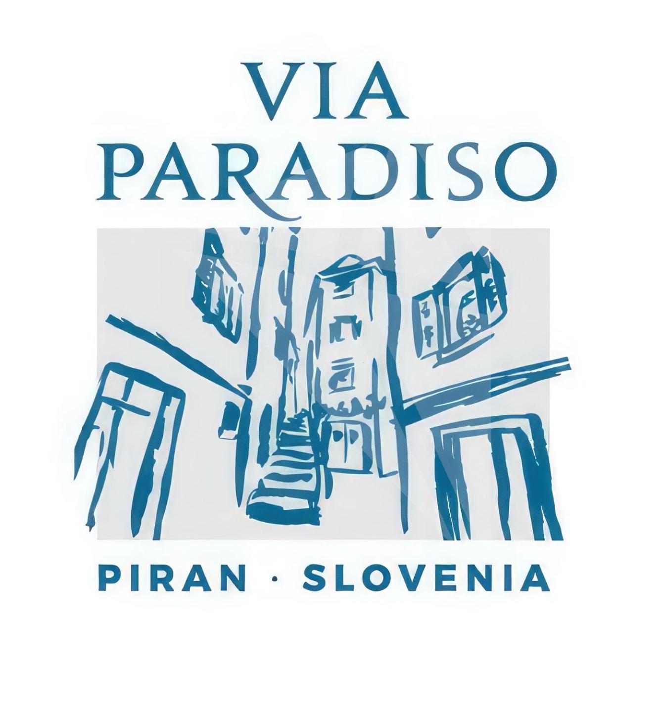 Via Paradiso Apartments ไพราน ภายนอก รูปภาพ